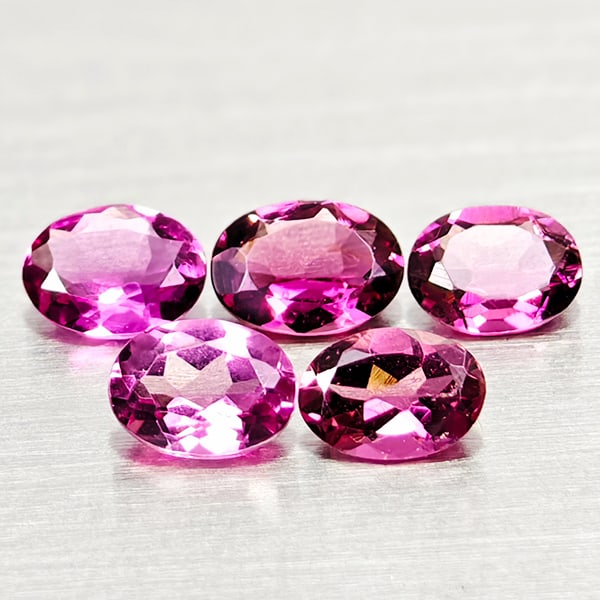 Natural Pink Tourmaline Gemstones 0.65 Ct. 5 Pcs. Oval Shape 4.3 x 3 Mm.: Product ID: 807250972 Product Name: Natural Tourmaline Weight: 0.65 CT. Size: 4.3 x 3 x 1.8 to 3.9 x 3 x 1.5 MM. Shape: Oval Color: Pink Clarity:VSI Luster: Good Gems Origin: Nigeria Treatment: Unheat