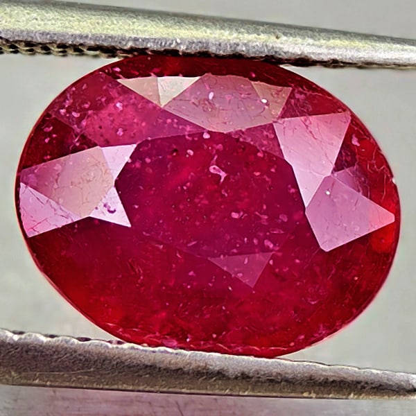 Natural Red Ruby Gemstones 3.09 Ct. Oval Shape 10.2 x 8.1 Mm.: Product ID: 805935140 Product Name: Natural Ruby Weight: 3.09 CT. Size: 10.2 x 8.1 x 3.8 MM. Shape: Oval Color: Red Clarity:SI Luster: Good Gems Origin: Madagascar Treatment: Heated (Lead-glass fillin