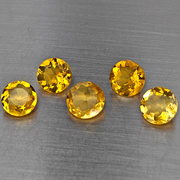 Natural Yellow Citrine Gemstones 5.89 Ct. 5 Pcs. Round Shape 7.2 Mm.: Product ID: 801815484 Product Name: Natural Citrine Weight: 5.89 CT. Size: 7.2 x 7.2 x 4 MM. Shape: Round Shape Color: Yellow Clarity:VSI Luster: Good Gems Origin: Brazil Treatment: Unheated Crystal S