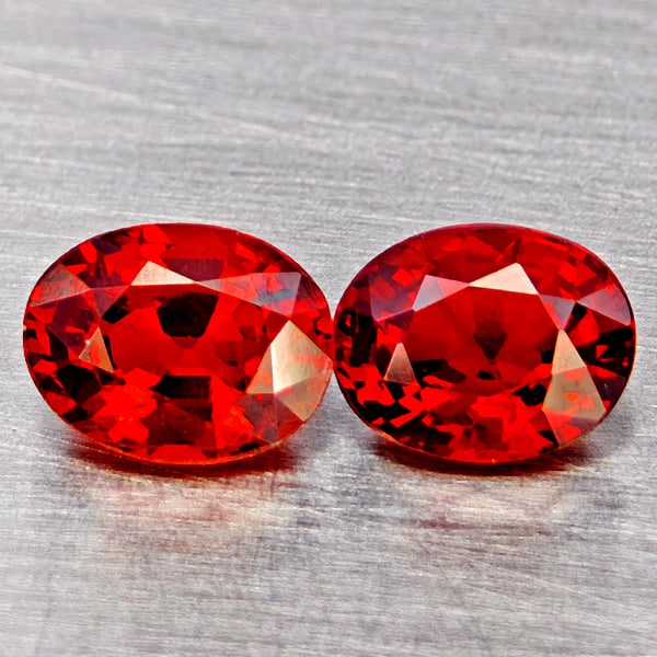 Natural Orange Red Spessartine Garnet Gemstones 1.15 Ct. 2 Pcs. Oval Shape 5.6 x 4.5 Mm.: Product ID: 802937126 Product Name: Natural Garnet Weight: 1.15 CT. Size: 5.6 x 4.5 x 3 MM. Shape: Oval Color: Orange Red Clarity:VVS Luster: Good Gems Origin: Namibia Treatment: Unheated Crystal Stru