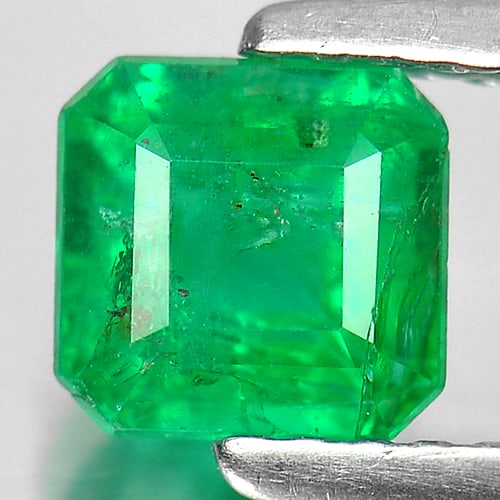 Natural Green Emerald Gemstones 0.90 Ct. Octagon Shape 5.35 x 5.48 Mm. (1 of 4)