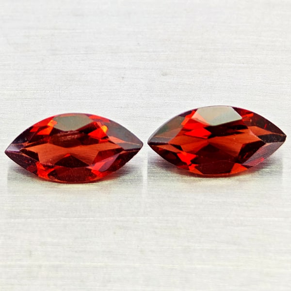Natural Orangish Red Garnet Gemstones 2.59 Ct. 2 Pcs. Marquise Shape 5.1 x 10 Mm.: Product ID: 802936996 Product Name: Natural Garnet Weight: 2.59 CT. Size: 5.1 x 10 x 3.5 MM. Shape: Marquise Shape Color: Orangish Red Clarity:VVS - VSI Luster: Good Gems Origin: Tanzania Treatment: U