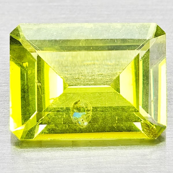 Natural Green Peridot Gemstones 1.37 Ct. Octagon Shape 7.9 x 5.9 Mm. (1 of 3)