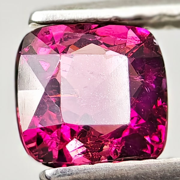Natuarl Pink Tourmaline Gemstones 0.93 Ct. Cushion Shape 5.7 Mm.: Product ID: 807250942 Product Name: Natural Tourmaline Weight: 0.93 CT. Size: 5.7 x 5.7 x 3.7 MM. Shape: Cushion Shape Color: Pink Clarity:VSI - SI1 Luster: Good Gems Origin: Nigeria Treatment: Unheat