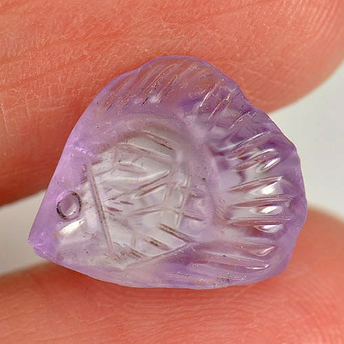 Natural Purple Amethyst Gemstones 5.20 Ct. Fish Carving Shape 13.8 x 11.3 Mm.: Product ID: 810303218 Product Name: Natural Amethyst Weight: 5.20 CT. Size: 13.8 x 11.3 x 6.1 MM. Shape: Fish Carving Color: Purple Clarity:Semi - Transparent Luster: Good Gems Origin: Brazil Treatmen