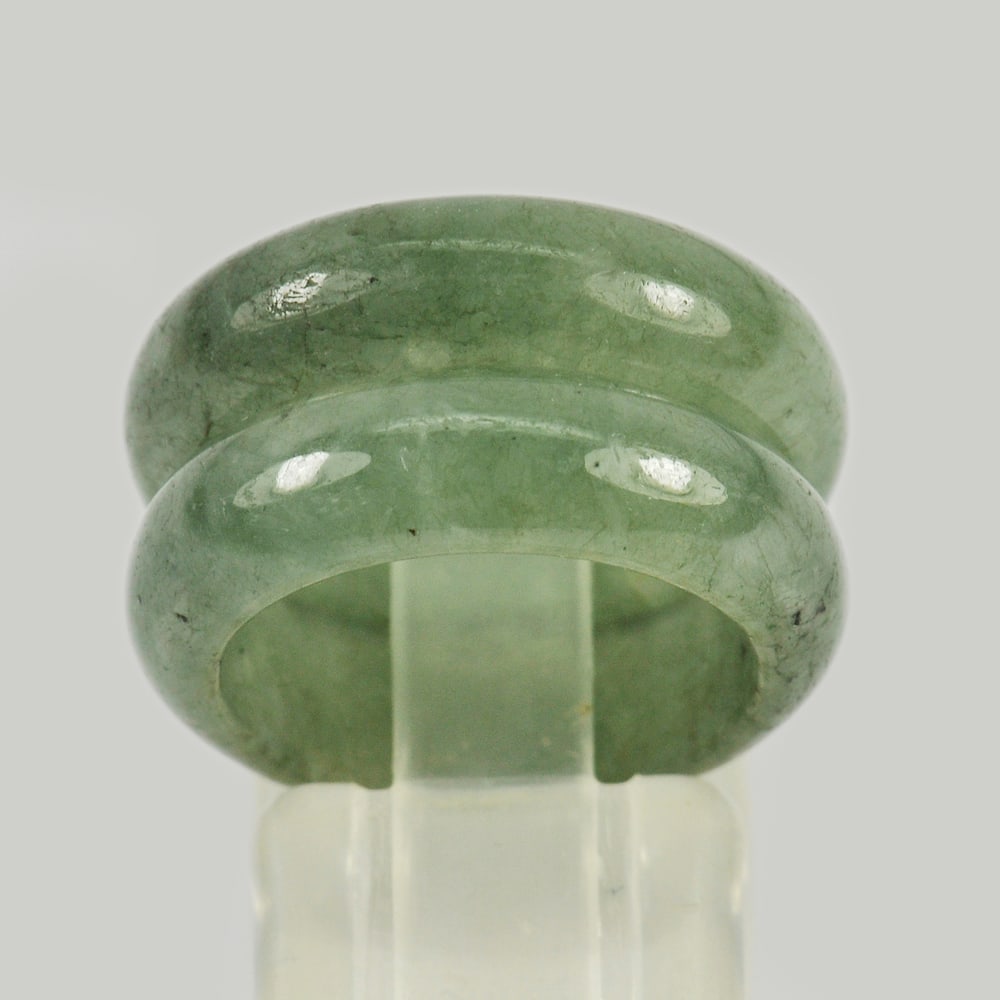 Natural Green Jade Gemstones 25.33 Ct. 2 Pcs. Round Cabochon Shape 21 x 15 Mm. Ring Size 5: Product ID: 819814764 Product Name: Natural Jade Weight: 25.33 CT. Size: 21 x 15 x 5 MM. Shape: Round Color: Green Clarity:Opaque Luster: Good Gems Origin: Thailand Treatment: Unheated Crystal Structu