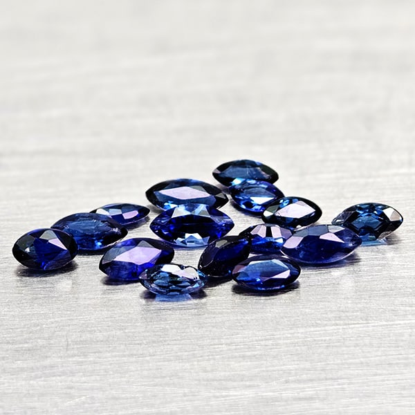 Natural Blue Shapphire Gemstones 1.02 Ct. 15 Pcs. Marquise Shape 4.1 x 1.8 Mm.: Product ID: 806012054 Product Name: Natural Blue Sapphire Weight: 1.02 CT. Size: 4.1 x 1.8 x 1.4 to 2.9 x 1.6 x 1.2 MM. Shape: Marquise Shape Color: Blue Clarity:VSI Luster: Good Gems Origin: Madagasc