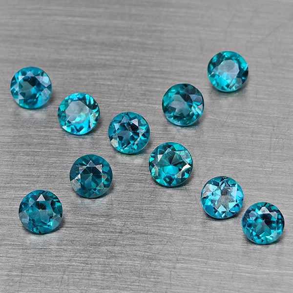 Natural Bluish Green Topaz Gemstones 3.32 Ct. 10 Pcs. Round Shape 4.3 Mm.: Product ID: 807168876 Product Name: Natural Topaz Weight: 3.32 CT. Size: 4.3 x 4.3 x 3 MM. Shape: Round Color: Bluish Green Clarity:VVS-VSI Luster: Good Gems Origin: Brazil Treatment: Treated Crystal 