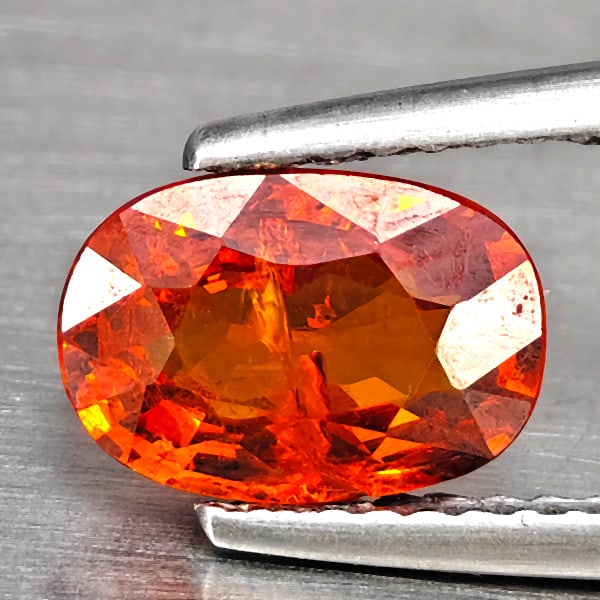 Natural Orangish Red Spessartine Garnet Gemstones 2.00 Ct. Oval Shape 8.7 x 6.2 Mm. (1 of 3)