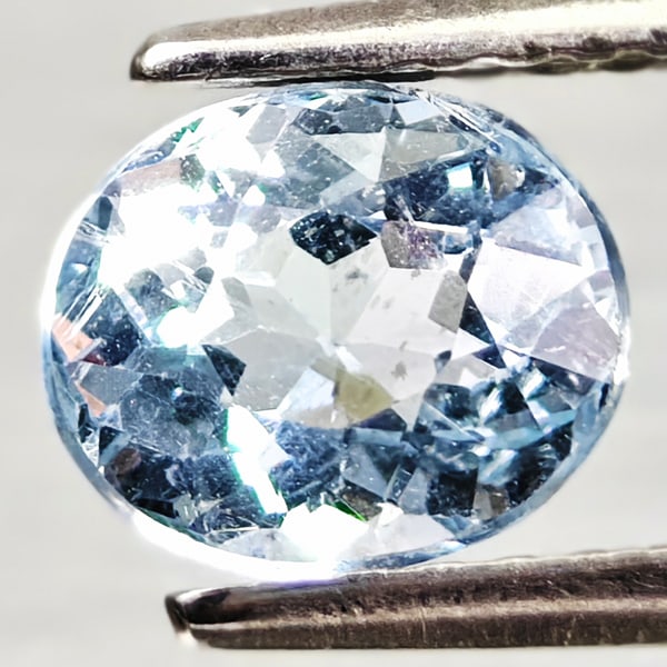 Natural Baby Blue Aquamarine Gemstones 1.18 Ct. Oval Shape 6.8 x 5.8 Mm.: Product ID: 800812037 Product Name: Natural Aquamarine Weight: 1.18 CT. Size: 6.8 x 5.8 x 4.9 MM. Shape: Oval Color: Baby Blue Clarity:VSI Luster: Good Gems Origin: Brazil Treatment: Unheated Crystal 