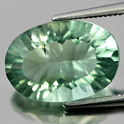 Natural Green Fluorite Gemstones 6.60 Ct. Oval Concave Cut 14.2 x 10 Mm.: Product ID: 802704408 Product Name: Natural Fluorite Weight: 6.60 CT. Size: 14.2 x 10 x 6.8 MM. Shape: Oval Concave Cut Color: Green Clarity:VSI Luster: Good Gems Origin: Brazil Treatment: Unheated Cr