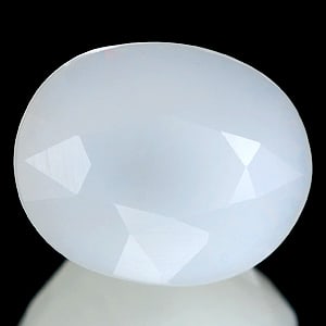 Natural White Opal Gemstones 4.58 Ct. Oval Shape 13.2 x 10.7 Mm. (1 of 3)
