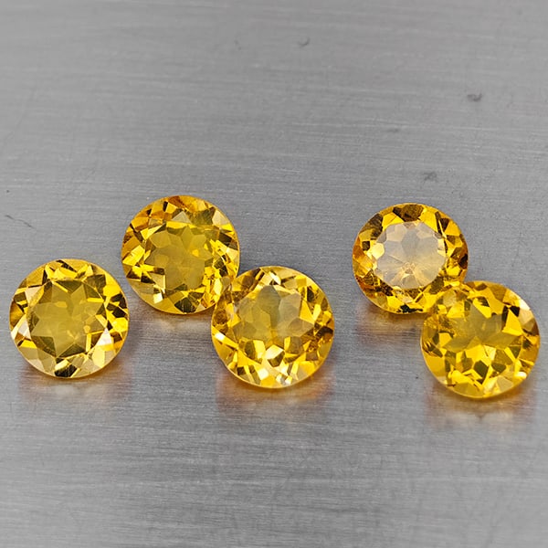 Natural Yellow Citrine Gemstones 5.31 Ct. 5 Pcs. Round Shape 7.1 Mm.: Product ID: 801815545 Product Name: Natural Citrine Weight: 5.31 CT. Size: 7.1 x 7.1 x 3.3 MM. Shape: Round Color: Yellow Clarity:VSI Luster: Good Gems Origin: Brazil Treatment: Unheated Crystal Struc