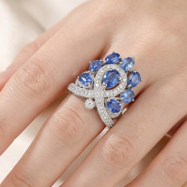 Natural Bule Kyanite with 925 Sterling Silver Ring Jewelry 5.67 Gram Size 6.25: Product ID: 207102215 Product Name: Sterling Silver Ring Product Type: 925 Sterling Silver Fine Jewelry Jewelry Weight: 5.67 Grams. Ring Size: 6.25 Resizable(Fee) Gemstones Color: Blue Metal: Solid Si