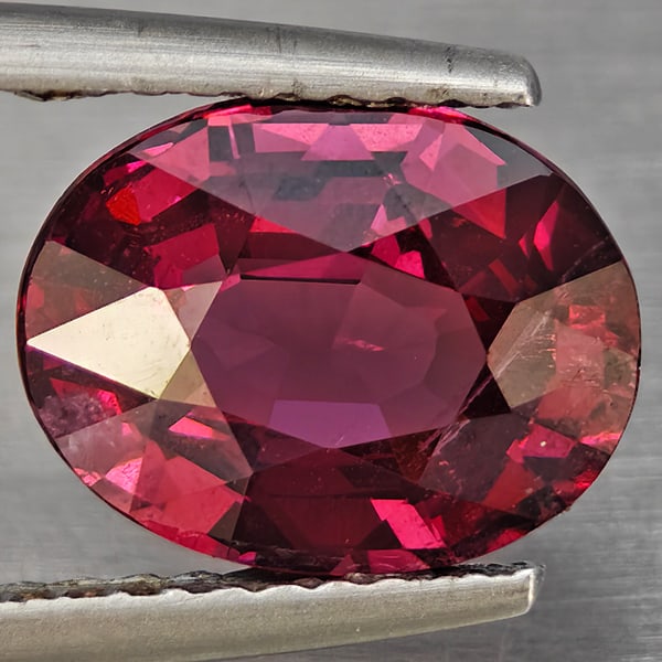 Natural Purplish Red Rhodolite Garnet Gemstones 2.50 Ct. Oval Shape 9.7 x 7.6 Mm.: Product ID: 802937803 Product Name: Natural Rhodolite Weight: 2.50 CT. Size: 9.7 x 7.6 x 4.4 MM. Shape: Oval Shape Color: Purplish Red Clarity:VSI Luster: Good Gems Origin: Madagascar Treatment: Unhea