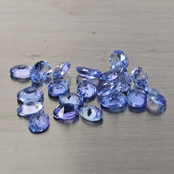Natural Violetish Blue Tanzanite Gemstones 2.97 Ct. 20 Pcs. Oval Shape 4 x 3 Mm. (1 of 2)