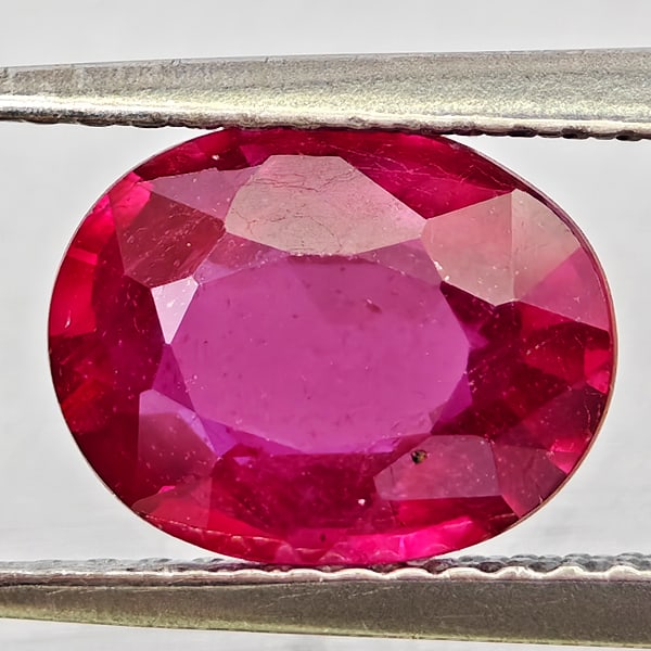 Natural Purplish Red Ruby Gemstones 2.52 Ct. Oval Shape 9.2 x 7.2 Mm.: Product ID: 805935661 Product Name: Natural Ruby Weight: 2.52 CT. Size: 9.1 x 7.2 x 4.1 MM. Shape: Oval Color: Purplish Red Clarity:VSI Luster: Good Gems Origin: Madagascar Treatment: Heated (Lead-gla