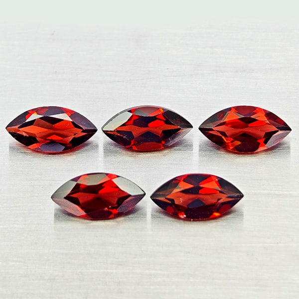 Natural Orangish Red Garnet Gemstones 6.19 Ct. 5 Pcs. Marquise Shape 5 x 10 Mm.: Product ID: 802936944 Product Name: Natural Garnet Weight: 6.19 CT. Size: 5 x 10 x 3.5 MM. Shape: Marquise Shape Color: Orangish Red Clarity:VVS - VSI Luster: Good Gems Origin: Tanzania Treatment: Unh