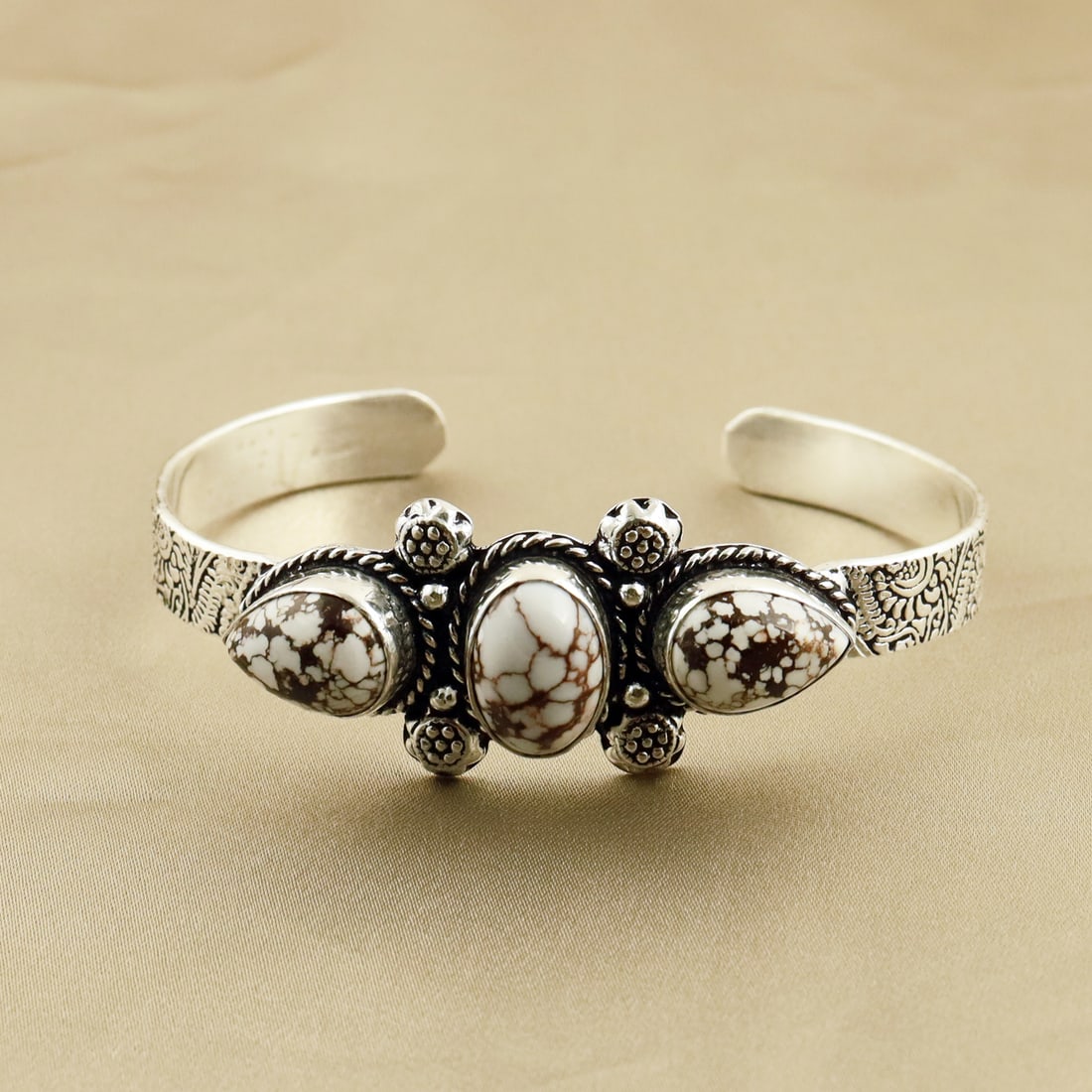 Natural Wild Horse Sterling Silver Plated Handmade Cuff Bangle: Product ID: 260807165158 Product - Handmade Silver Plated Cuff Bangle Metal - 92.5 Sterling Silver Plated Bangle Size - 7x5 CM (Adjustable) Gemstone - Wild Horse Gemstone Origin - United States Gemsto