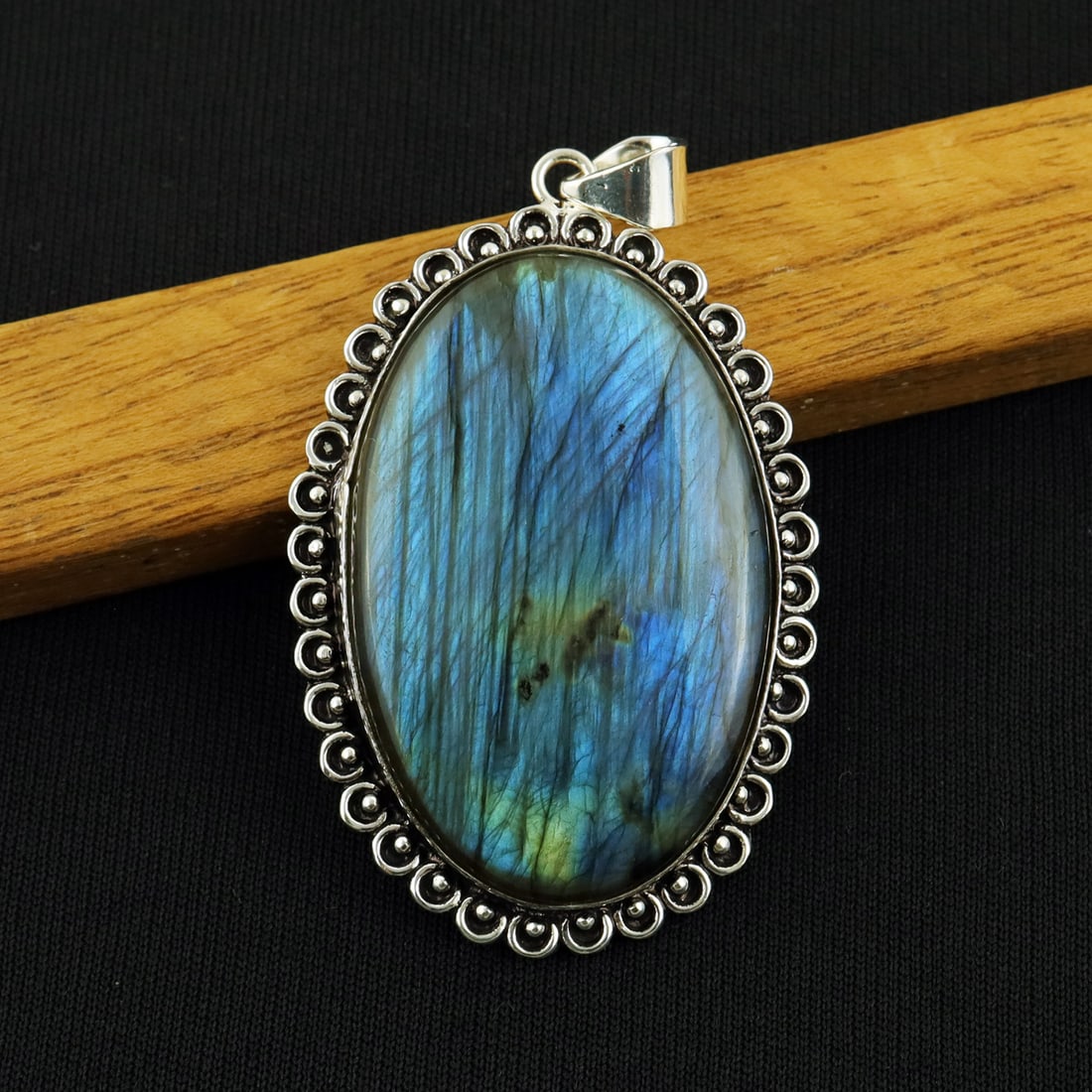 Natural Labradorite Sterling Silver Plated Handmade Pendant (1 of 3)