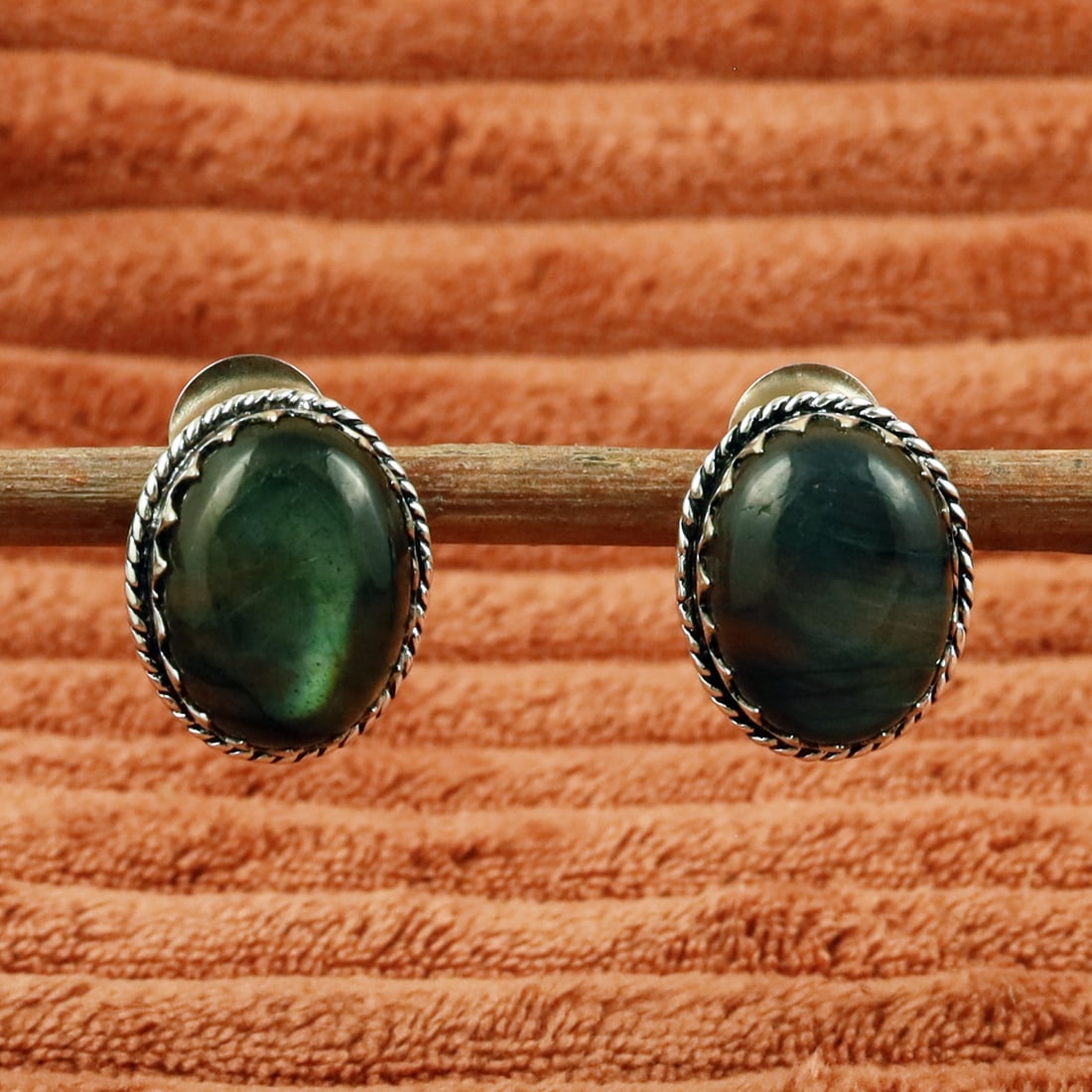 Natural Labradorite Sterling Silver Plated Handmade Stud Earring: Product ID: 260710135603 Product - Handmade Silver Plated Stud Earring Metal - 92.5 Sterling Silver Plated Earring Type - Stud Gemstone - Labradorite Gemstone Origin - Canada Gemstone Size - 12X16 MM 