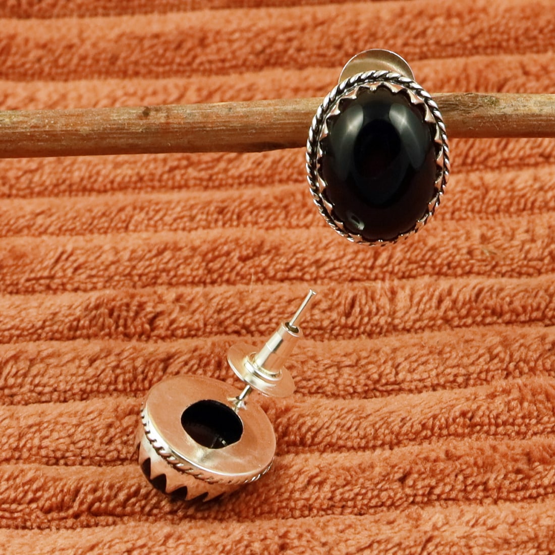 Natural Black Onyx Sterling Silver Plated Handmade Stud Earring: Product ID: 260710141737 Product - Handmade Silver Plated Stud Earring Metal - 92.5 Sterling Silver Plated Earring Type - Stud Gemstone - Black Onyx Gemstone Origin - India Gemstone Size - 12X16 MM ( 