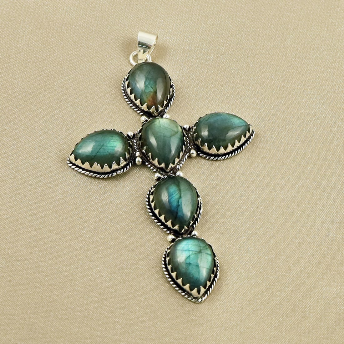 Natural Labradorite Sterling Silver Plated Handmade Pendant: Product ID: 260704121223 Product - Handmade Silver Plated Pendant Metal - 92.5 Sterling Silver Plated Pendant Size - 3.5x2 Inch Gemstone - Labradorite Gemstone Origin - Canada Gemstone Size - 12x16 MM