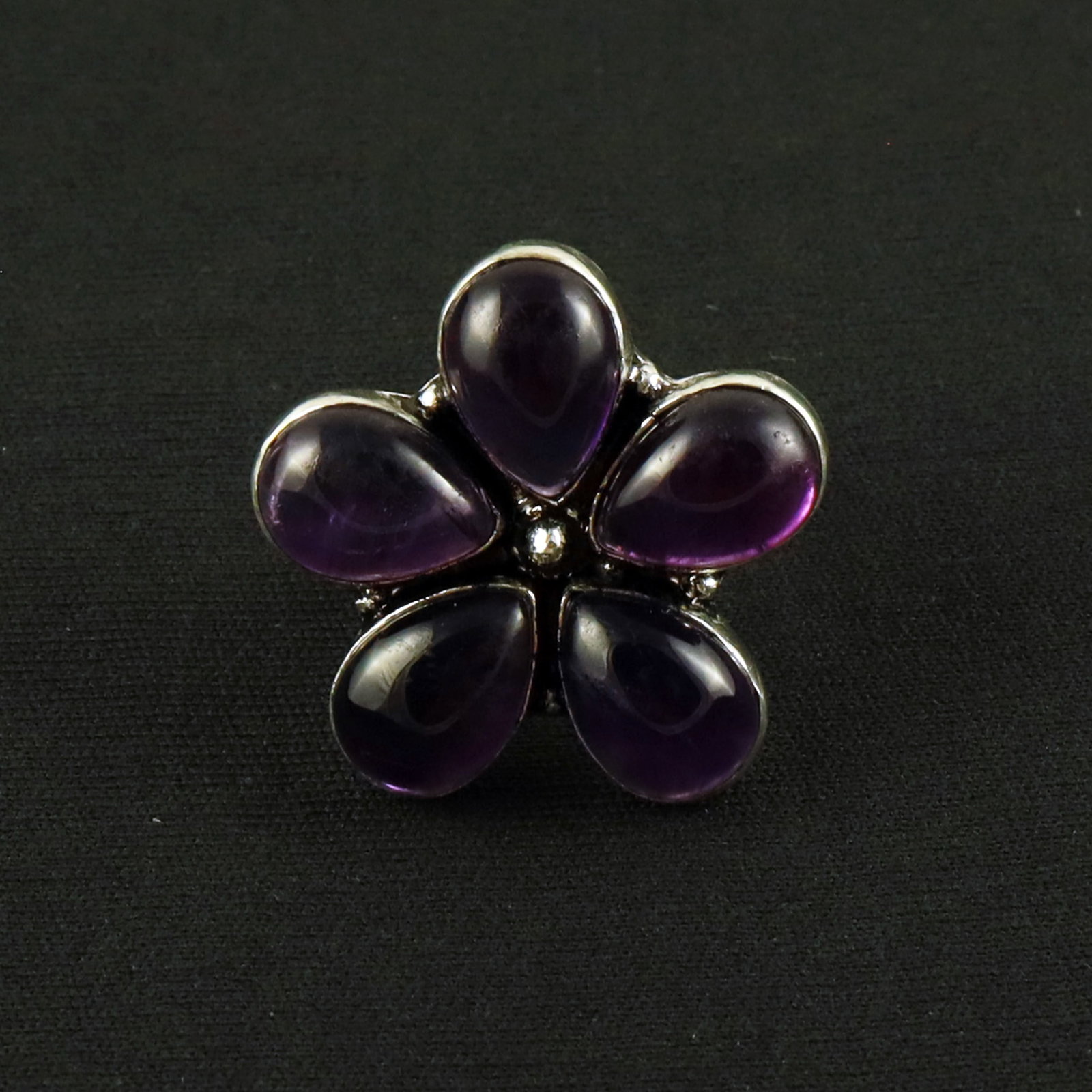 Natural Amethyst Sterling Silver Plated Handmade Ring - 10.5MM: Product ID: 260620123419 Product - Handmade Silver Plated Ring Metal - 92.5 Sterling Silver Plated Ring Size - 10.5MM Gemstone - Amethyst Gemstone Origin - South Africa Gemstone Size - 10X14 MM ( 5 St