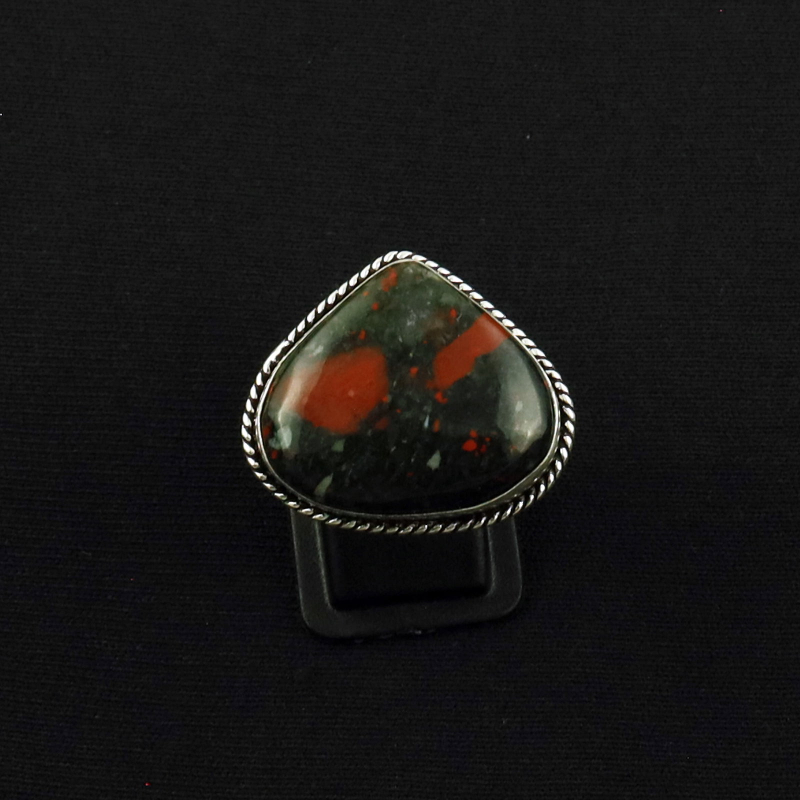 Natural Bloodstone Sterling Silver Plated Handmade Ring - 9MM: Product ID: 260619151933 Product - Handmade Silver Plated Ring Metal - 92.5 Sterling Silver Plated Ring Size - 9MM Gemstone - Bloodstone Gemstone Origin - India Gemstone Size - 2X2.5 CM Gemstone Shape