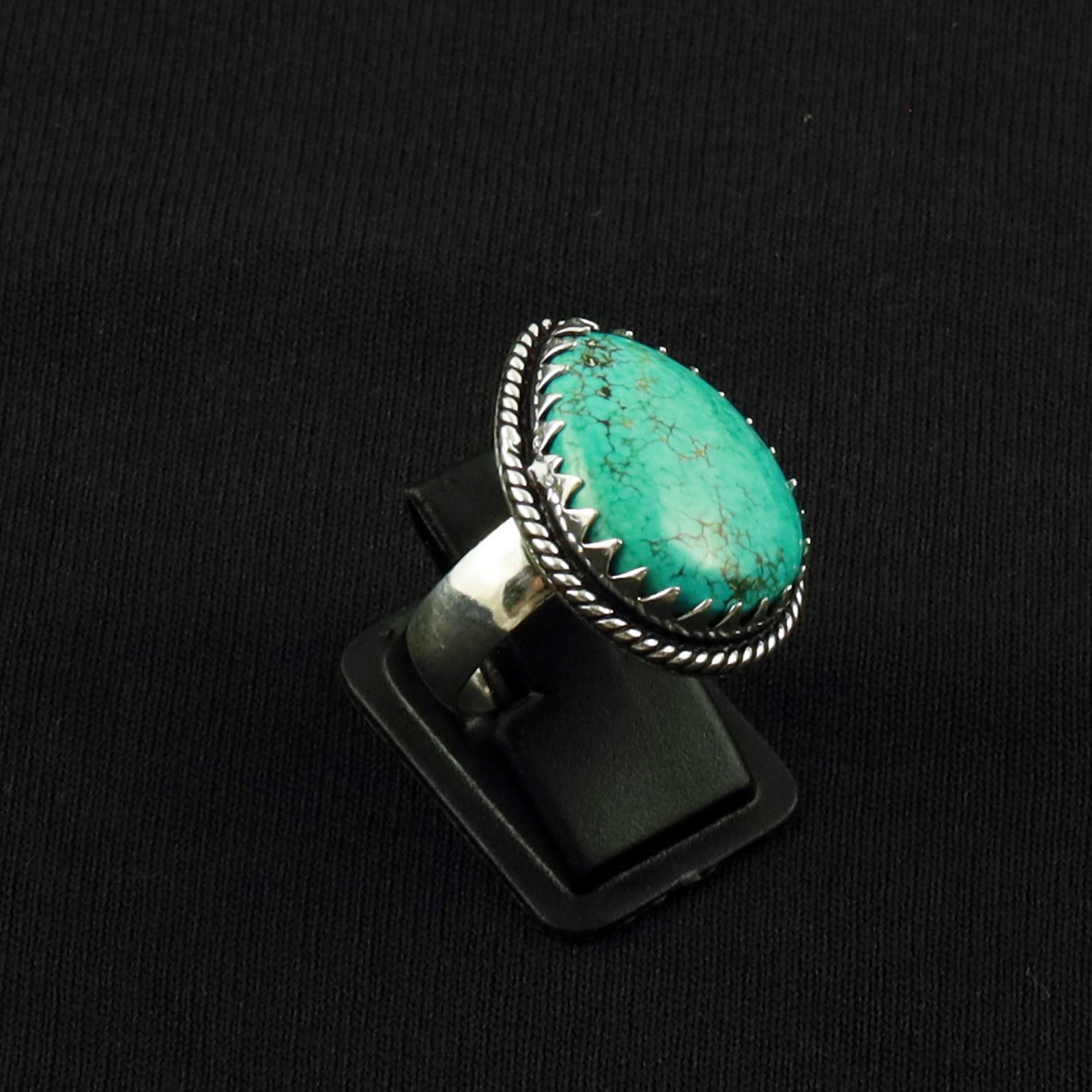 Natural Turquoise Sterling Silver Plated Handmade Ring - 8MM: Product ID: 260617155159 Product - Handmade Silver Plated Ring Metal - 92.5 Sterling Silver Plated Ring Size - 8MM Gemstone - Turquoise Gemstone Origin - Tibet Gemstone Size - 2.5X1.5 CM Gemstone Shap