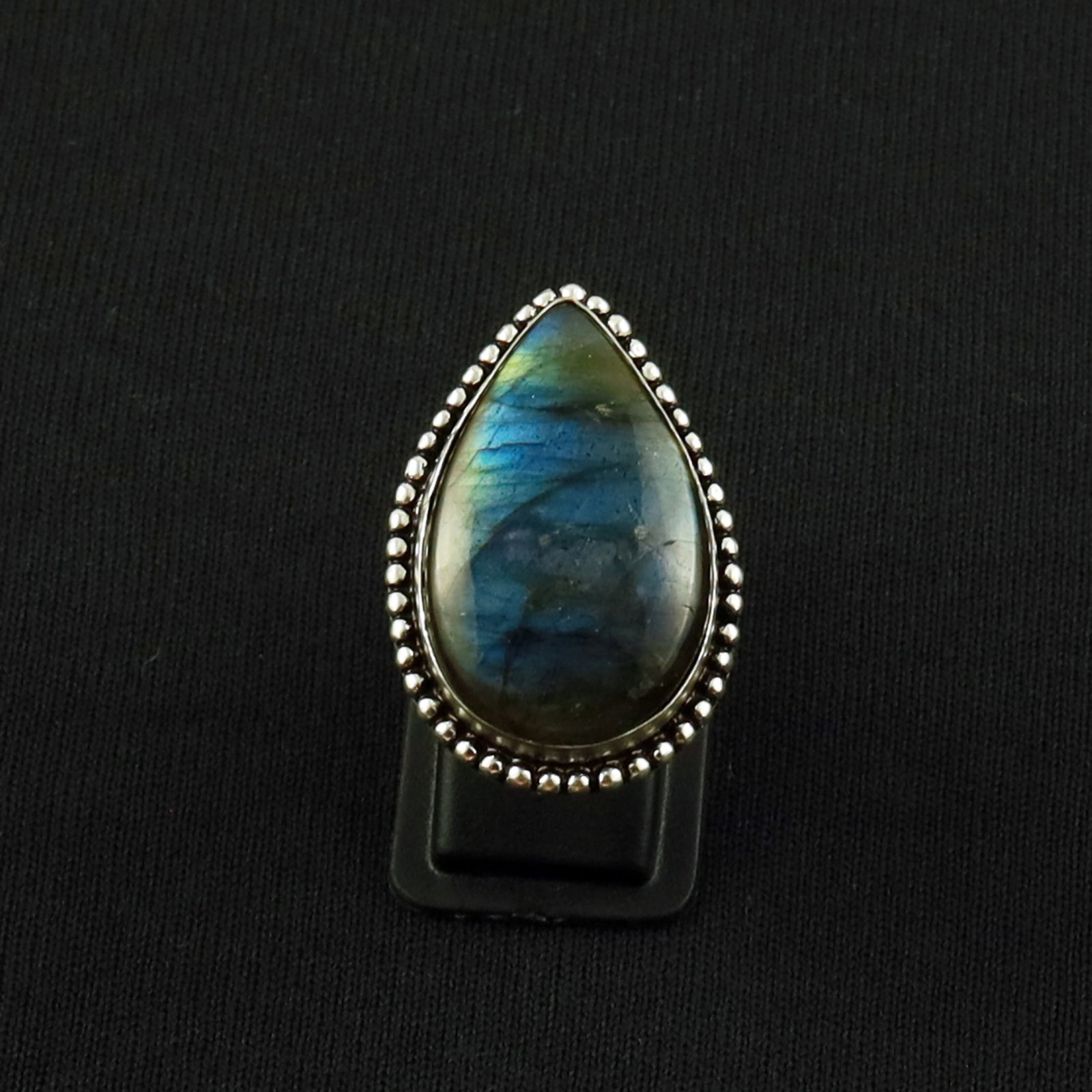 Natural Labradorite Sterling Silver Plated Handmade Ring - 7.5MM: Product ID: 260630130611 Product - Handmade Silver Plated Ring Metal - 92.5 Sterling Silver Plated Ring Size - 7.5MM Gemstone - Labradorite Gemstone Origin - Canada Gemstone Size - 3X2 CM Gemstone Sha
