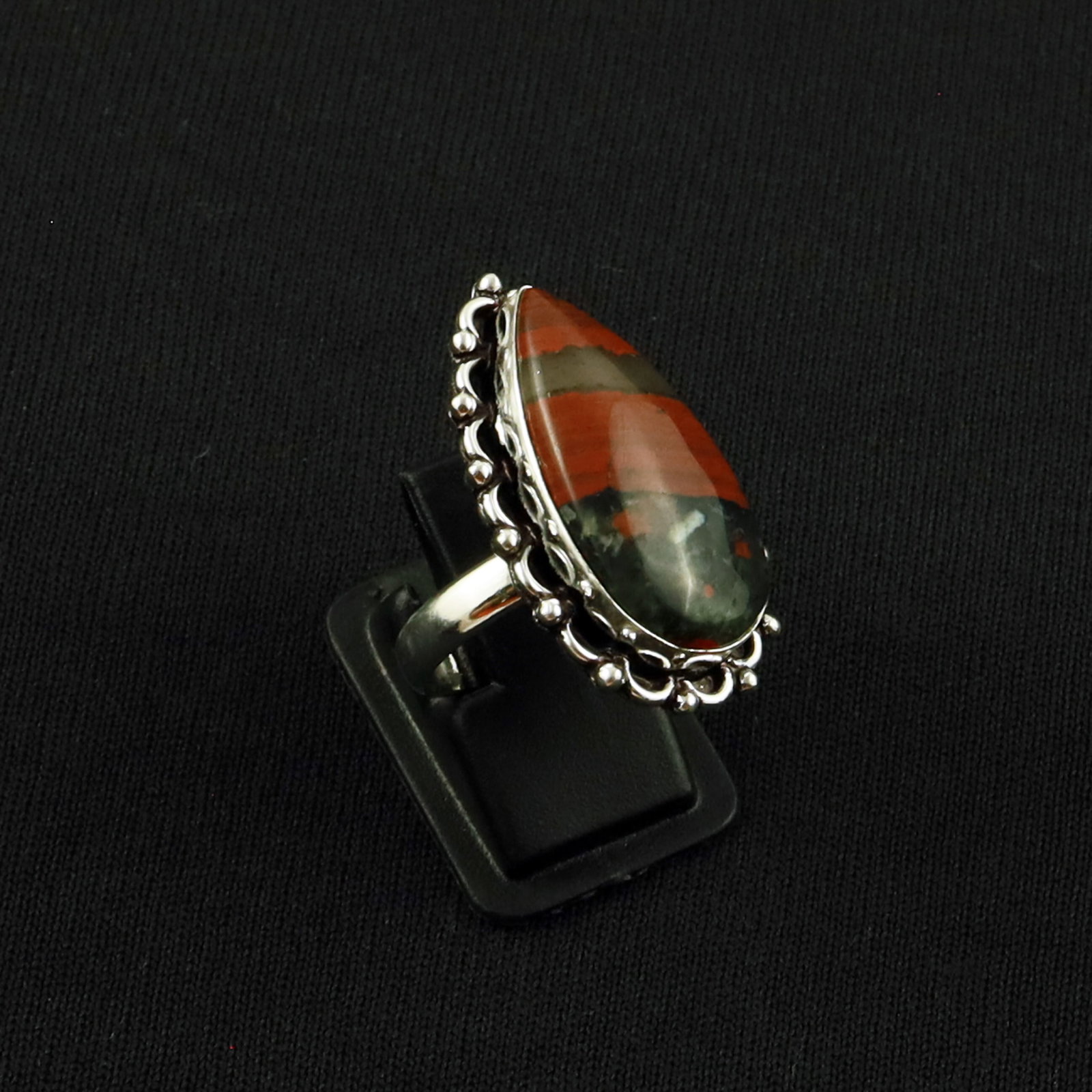 Natural Bloodstone Sterling Silver Plated Handmade Ring - 5.5MM: Product ID: 260630130453 Product - Handmade Silver Plated Ring Metal - 92.5 Sterling Silver Plated Ring Size - 5.5MM Gemstone - Bloodstone Gemstone Origin - India Gemstone Size - 3X1.5 CM Gemstone Sha