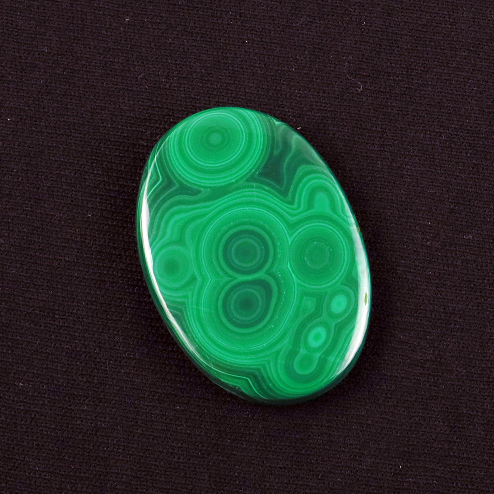 Natural African Malachite Stone 4X2.5 CM - 15 Gram: Product ID: 260615122325 Product - Natural Malachite Stone Gemstone - Malachite Gemstone Size -4X2.5 CM Gemstone Origin - Africa Gemstone Shape - Oval Stone Weight - 15 Gram Country of manufacture - J