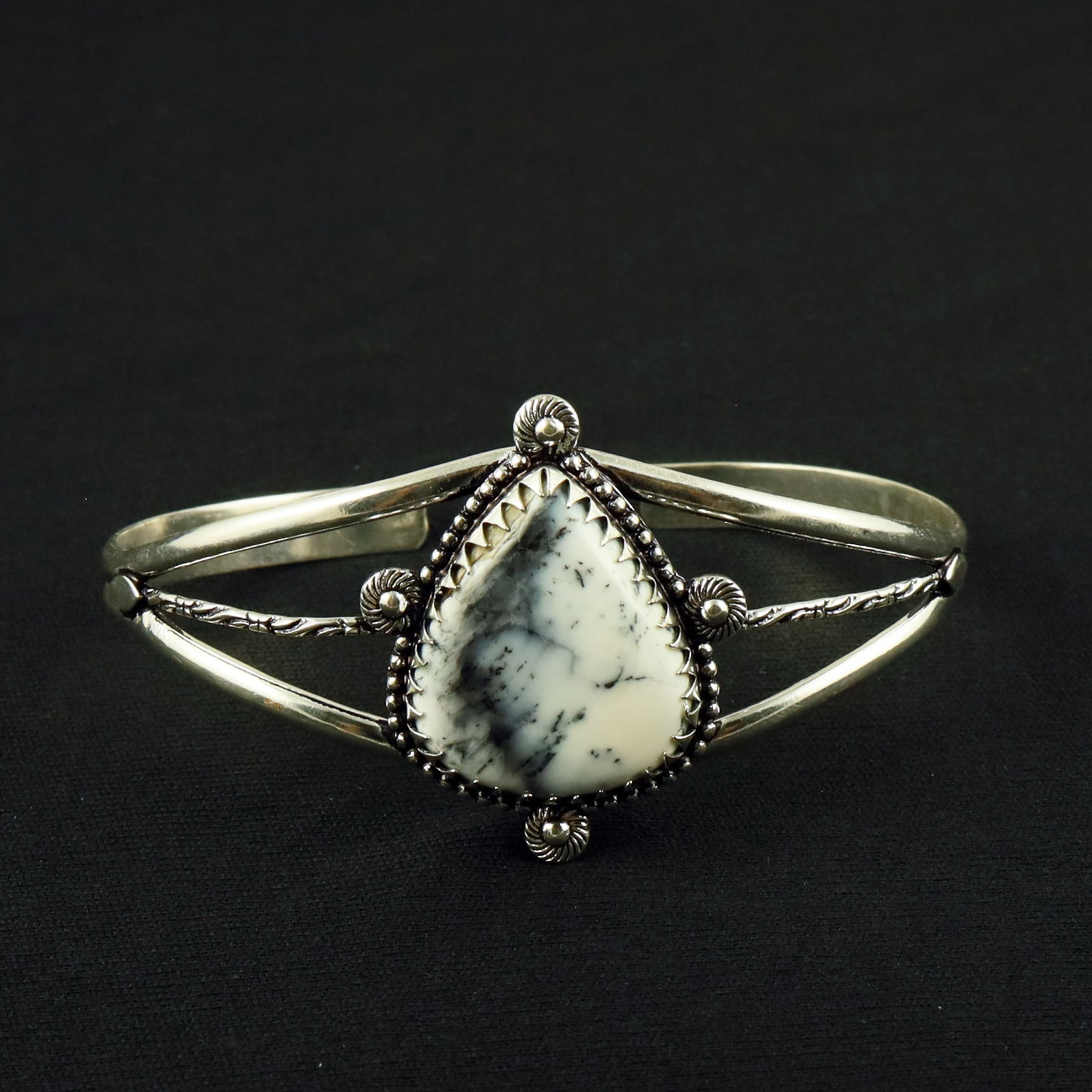 Natural Dendritic Opal Sterling Silver Plated Handmade Cuff Bangle: Product ID: 260611114953 Product - Handmade Silver Plated Cuff Bangle Metal - 92.5 Sterling Silver Plated Bangle Size - 7.5x5.5 CM (Adjustable) Gemstone - Dendritic Opal Gemstone Origin - Australia Ge