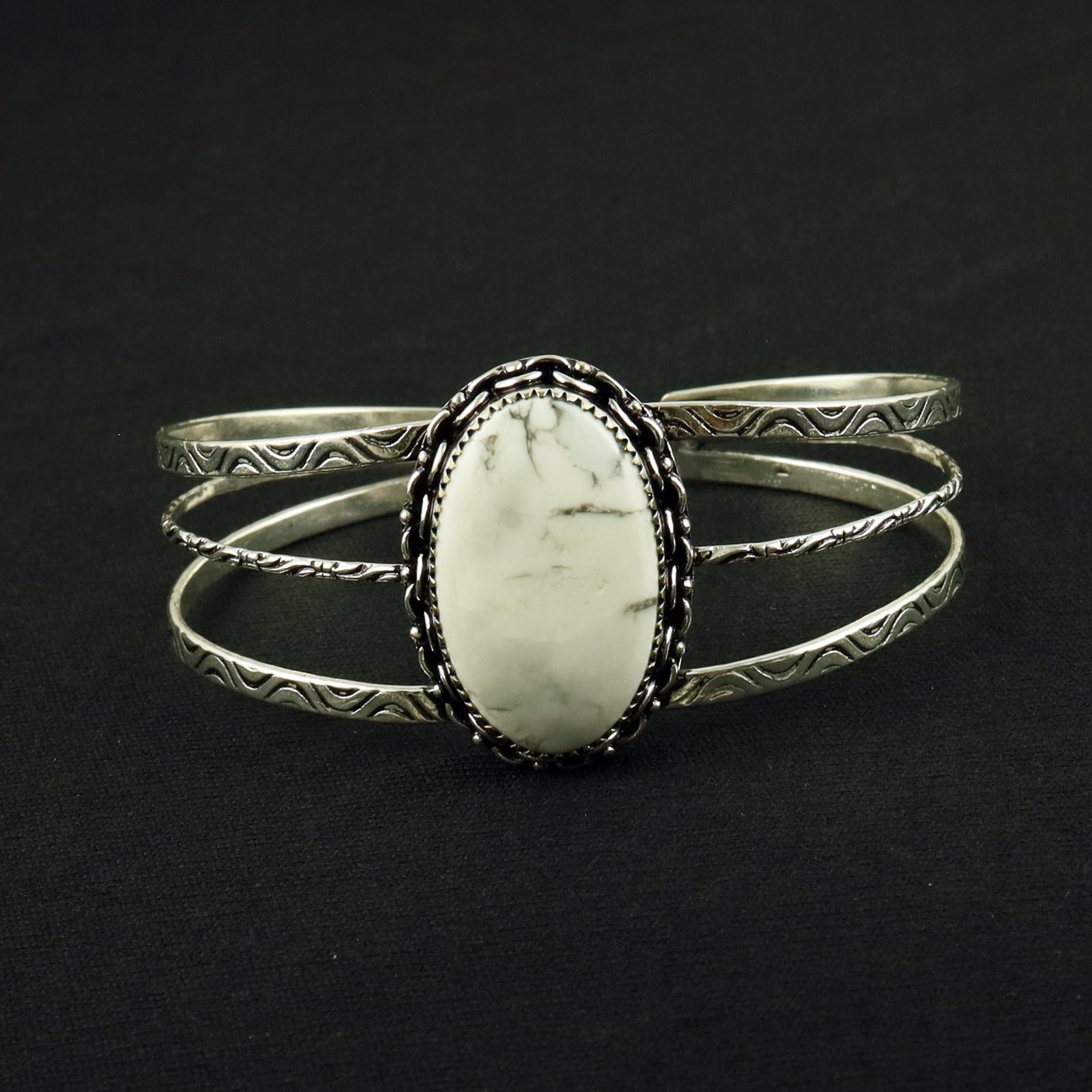 Natural Howlite Sterling Silver Plated Handmade Cuff Bangle: Product ID: 260611115510 Product - Handmade Silver Plated Cuff Bangle Metal - 92.5 Sterling Silver Plated Bangle Size - 7.5x5.5 CM (Adjustable) Gemstone - Howlite Gemstone Origin - Canada Gemstone Siz
