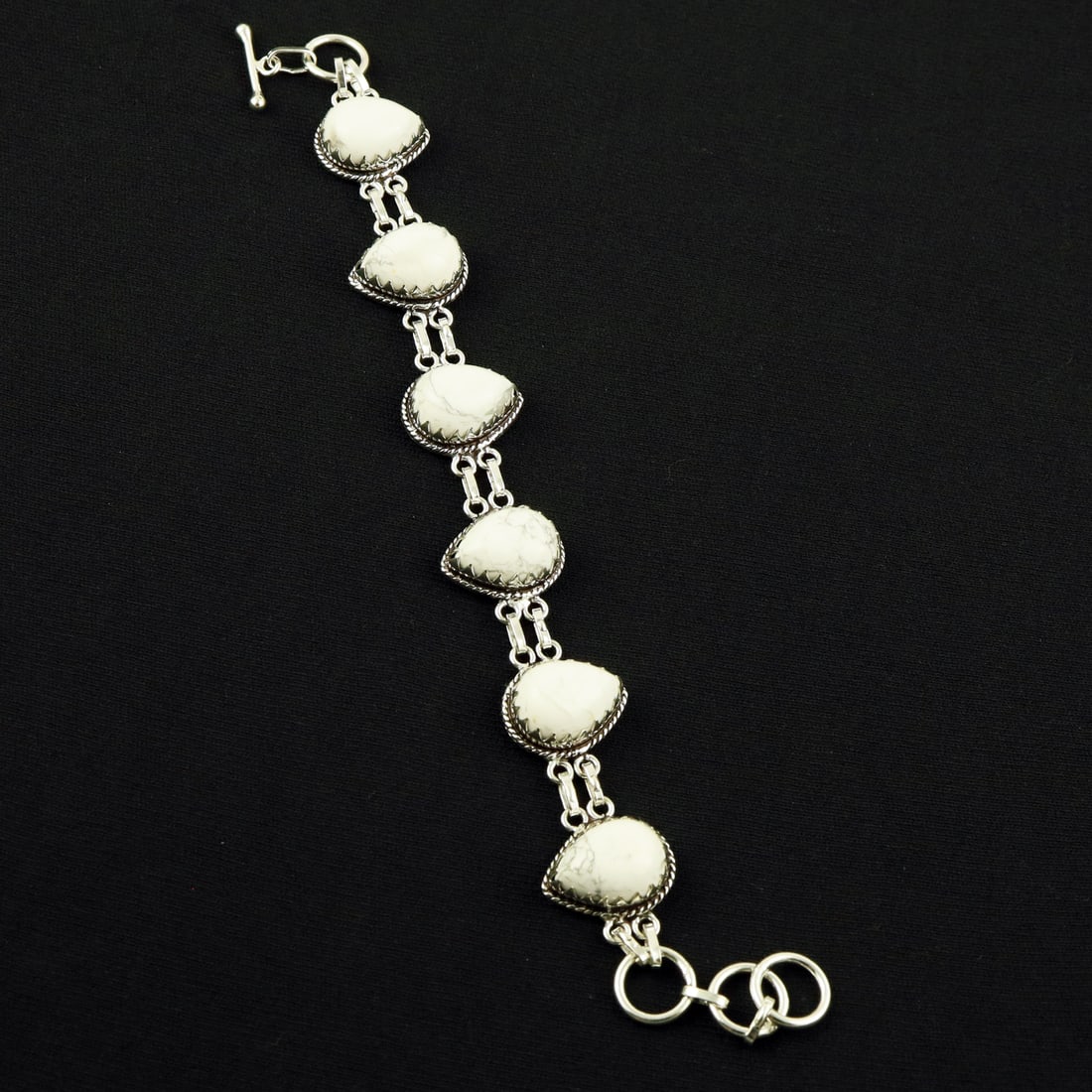 Natural Howlite Sterling Silver Plated Handmade Bracelet: Product ID: 260608190019 Product - Handmade Silver Plated Bracelet Metal - 92.5 Sterling Silver Plated Bracelet Length - 6 Inch + 2 Inch Gemstone - Howlite Gemstone Size -12X16 ( 6 Stone) Gemstone Ori