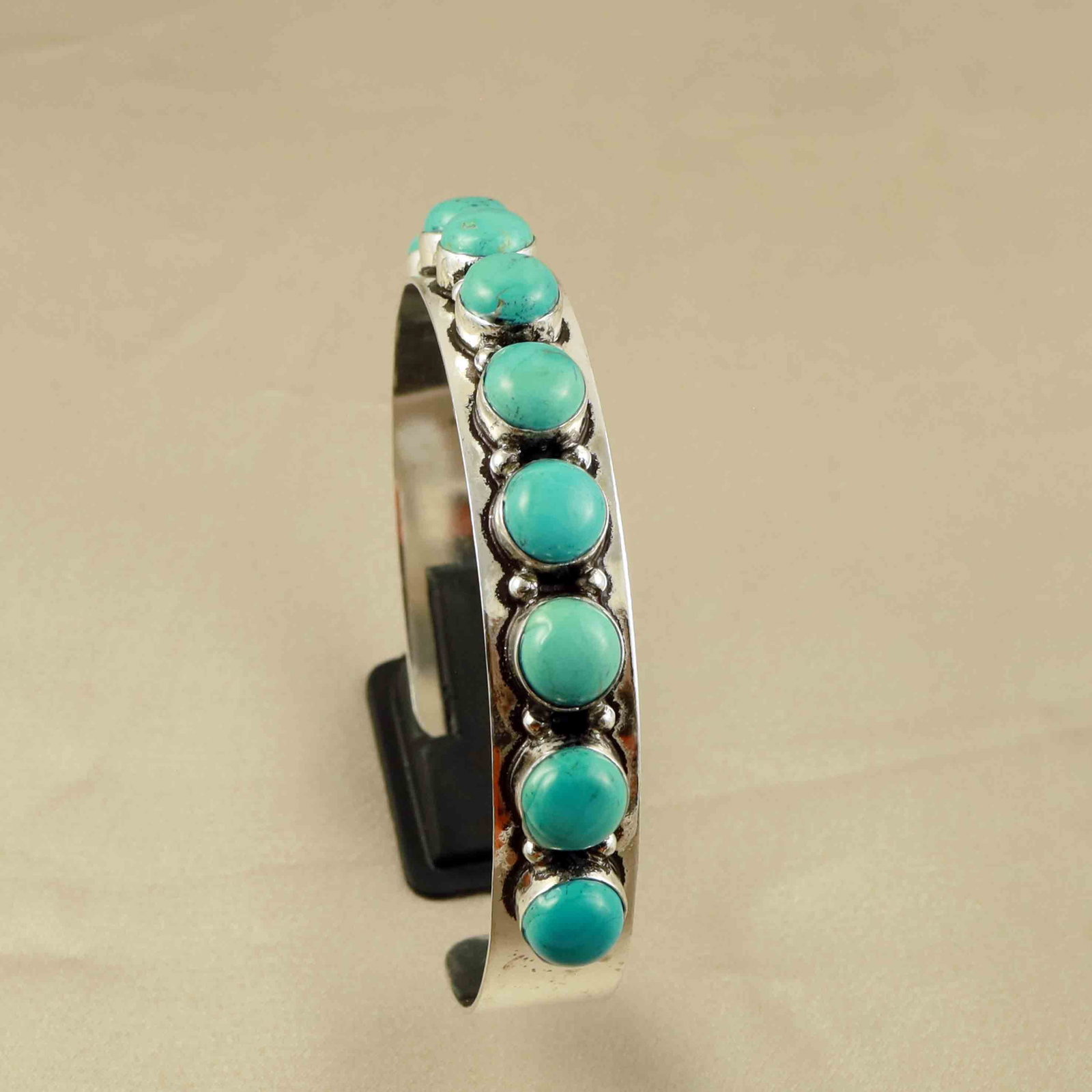 Natural Turquoise Sterling Silver Plated Handmade Cuff Bangle: Product ID: 260607183016 Product - Handmade Silver Plated Cuff Bangle Metal - 92.5 Sterling Silver Plated Bangle Size - 6.5x5.5 CM (Adjustable) Gemstone - Turquoise Gemstone Origin - Tibet Gemstone Si