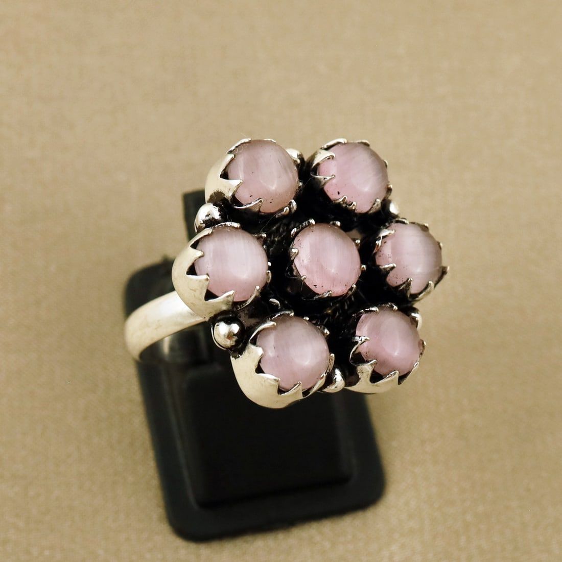 Natural Monalisa Sterling Silver Plated Handmade Ring - 8.5MM: Product ID: 260808125339 Product - Handmade Silver Plated Ring Metal - 92.5 Sterling Silver Plated Ring Size - 8.5MM Gemstone - Monalisa Gemstone Origin - India Gemstone Size - 6MM ( 7 Stone ) Gemston