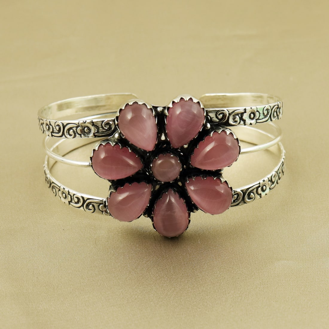 Natural Monalisa Sterling Silver Plated Handmade Cuff Bangle: Product ID: 260819180723 Product - Handmade Silver Plated Cuff Bangle Metal - 92.5 Sterling Silver Plated Bangle Size - 7x5 CM (Adjustable) Gemstone - Monalisa Gemstone Origin - India Gemstone Size - 