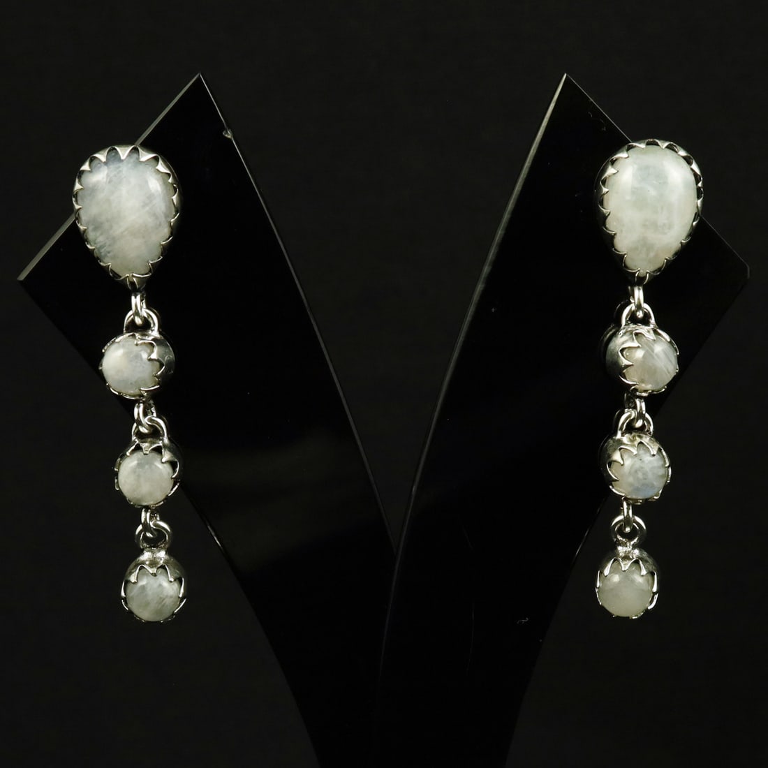 Natural Rainbow Moonstone Sterling Silver Plated Handmade Stud Earring: Product ID: 260708162333 Product - Handmade Silver Plated Stud Earring Metal - 92.5 Sterling Silver Plated Earring Type - Stud Gemstone - Rainbow Moonstone Gemstone Origin - India Gemstone Size - 10X1