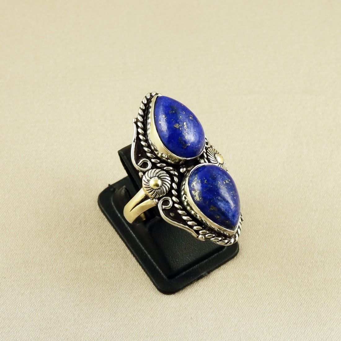 Natural Lapis Lazuli Sterling Silver Plated Handmade Ring - 7MM: Product ID: 260609131833 Product - Handmade Silver Plated Ring Metal - 92.5 Sterling Silver Plated Ring Size - 7MM Gemstone - Lapis Lazuli Gemstone Origin - Afghanistan Gemstone Size - 10X14 MM ( 2 St