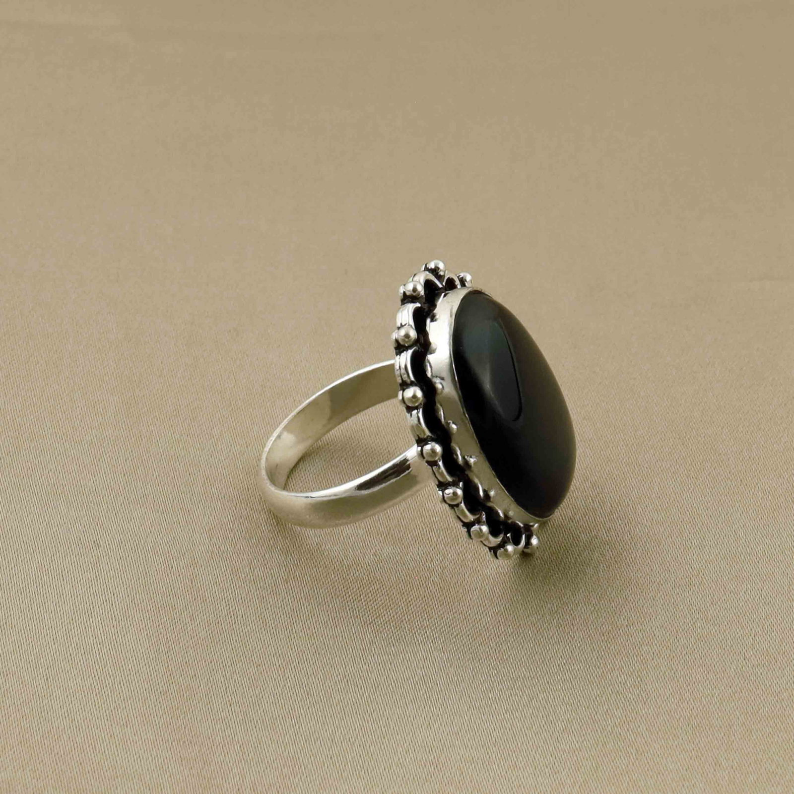 Natural Black Onyx Sterling Silver Plated Handmade Ring - 8.5MM: Product ID: 260528141236 Product - Handmade Silver Plated Ring Metal - 92.5 Sterling Silver Plated Ring Size - 8.5MM Gemstone - Black Onyx Gemstone Origin - India Gemstone Size - 2X1.5 CM Gemstone Sha