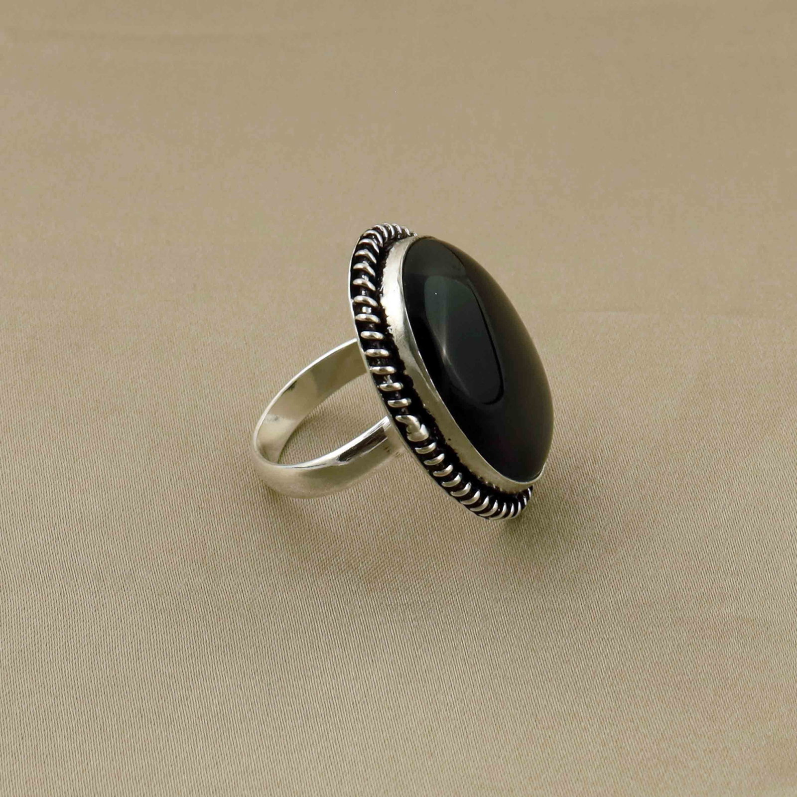 Natural Black Onyx Sterling Silver Plated Handmade Ring - 7.5MM: Product ID: 260528141035 Product - Handmade Silver Plated Ring Metal - 92.5 Sterling Silver Plated Ring Size - 7.5MM Gemstone - Black Onyx Gemstone Origin - India Gemstone Size - 2.5X2 CM Gemstone Sha