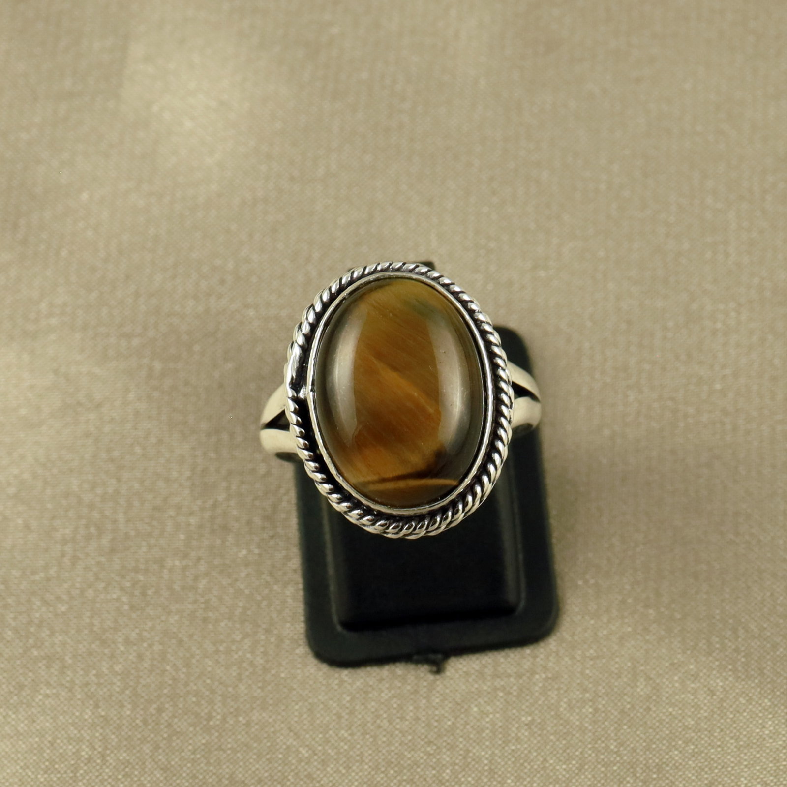 Natural Tiger Eye Sterling Silver Plated Handmade Ring - 8MM: Product ID: 260520130734 Product - Handmade Silver Plated Ring Metal - 92.5 Sterling Silver Plated Ring Size - 8MM Gemstone - Tiger Eye Gemstone Origin - South Africa Gemstone Size - 12X16 MM Gemstone