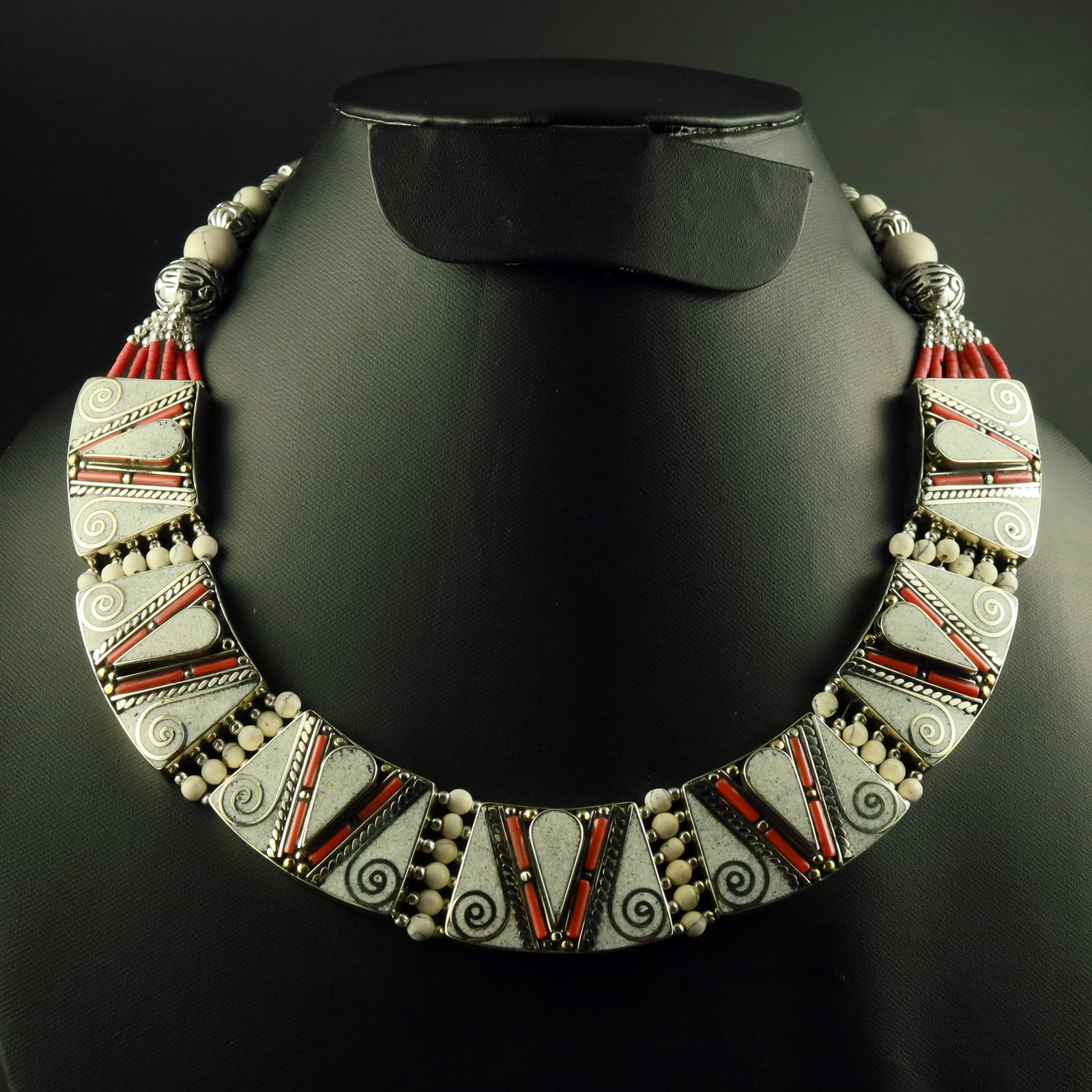 Tibetan Natural Shell Handmade Choker Bold Necklace: Product ID: 260518180123 Product - Tibetan Handmade Ethnic Necklace Gemstone - Natural Shell Necklace Length - 18 Inch Necklace Weight - 175 Gram Approx Metal - Brass & Copper mix Metal Origin - Nepal