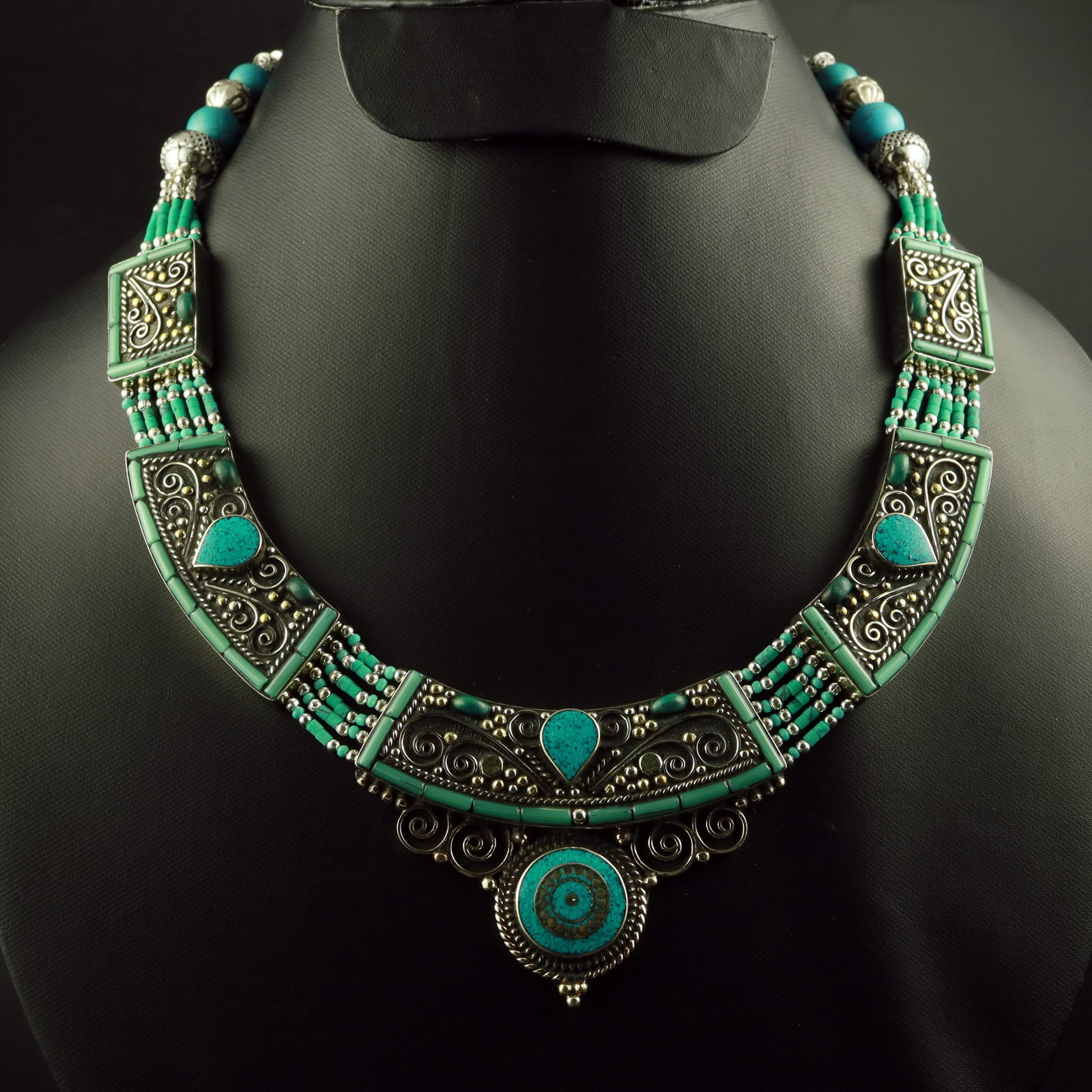 Tibetan Turquoise Handmade Mexican Choker Necklace: Product ID: 260519120249 Product - Tibetan Handmade Necklace Gemstone - Natural Turquoise Necklace Length - 18 Inch Necklace Weight - 135 Gram Approx Metal - Brass & Copper mix Metal Origin - Nepal Co