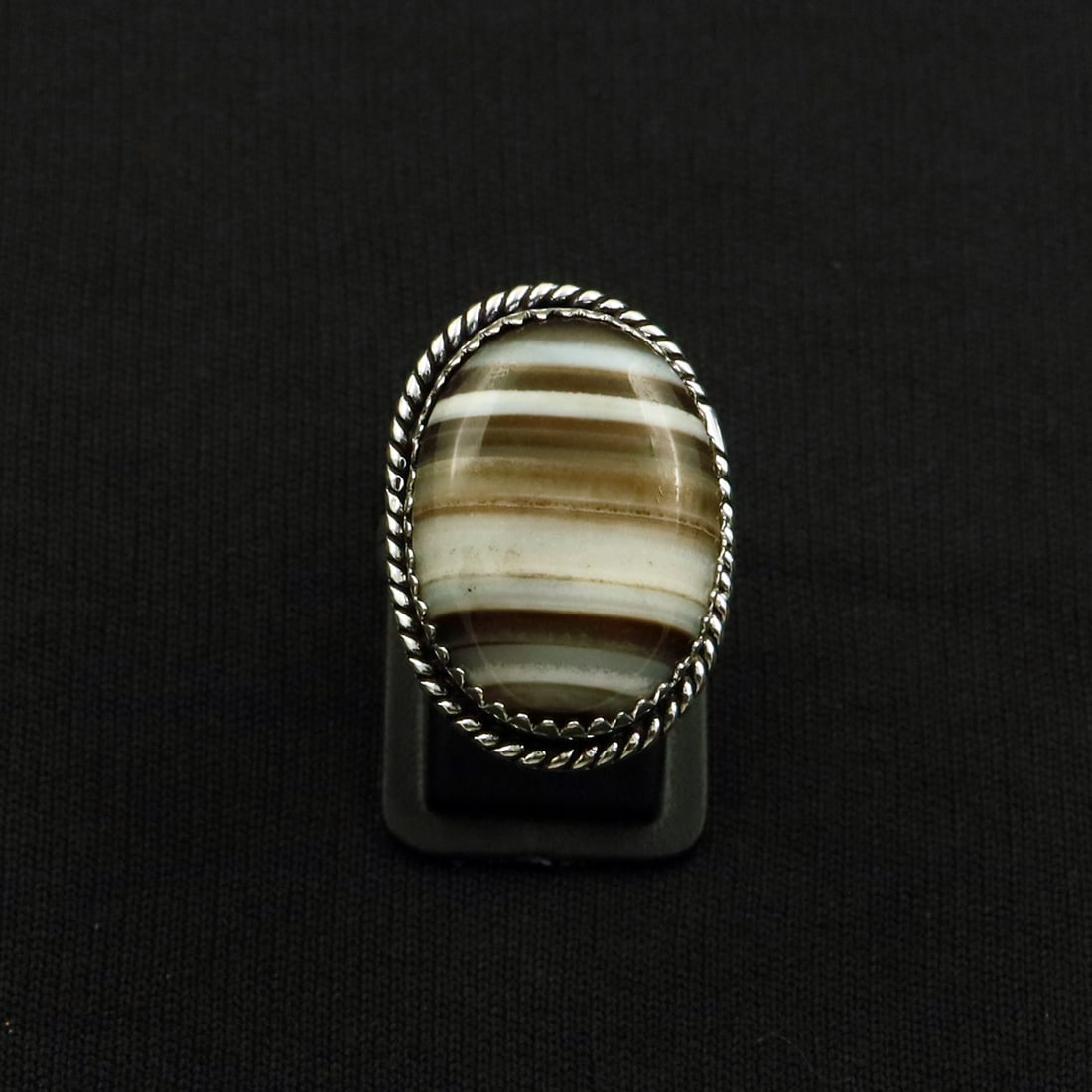 Natural Banded Agate 2 Micron Sterling Silver Plated Handmade Ring - 8.5MM ( Adjustable ): Product ID: 260729123231 Product - Handmade Silver Plated Ring Metal - 92.5 2 Micron Sterling Silver Plated Ring Size - 8.5MM ( Adjustable) Gemstone - Banded Agate Gemstone Origin - Brazil Gemstone Si