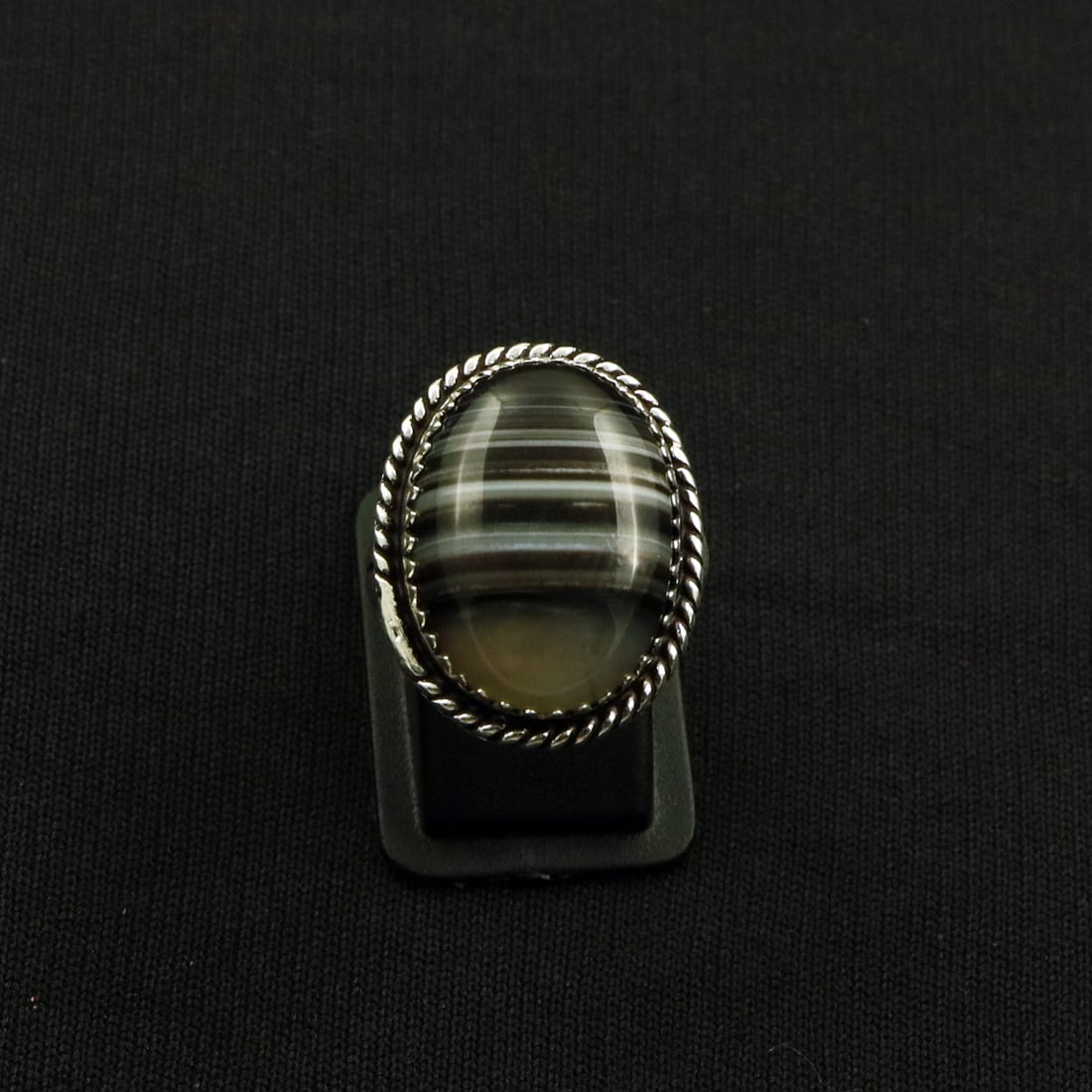 Natural Banded Agate 2 Micron Sterling Silver Plated Handmade Ring - 8MM ( Adjustable ): Product ID: 260729122949 Product - Handmade Silver Plated Ring Metal - 92.5 2 Micron Sterling Silver Plated Ring Size - 8MM ( Adjustable) Gemstone - Banded Agate Gemstone Origin - Brazil Gemstone Size