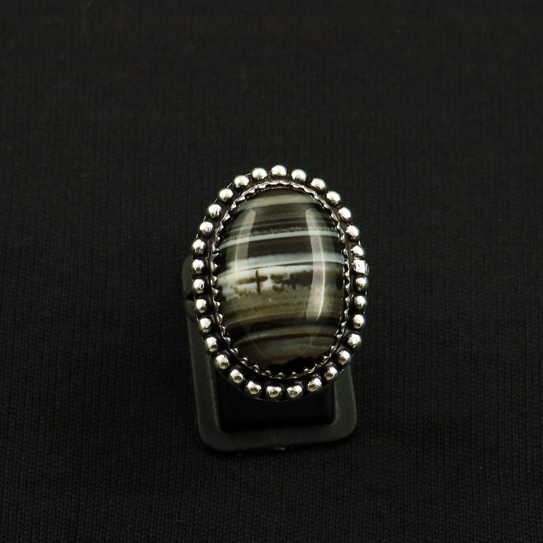 Natural Banded Agate 2 Micron Sterling Silver Plated Handmade Ring - 8MM: Product ID: 260729122838 Product - Handmade Silver Plated Ring Metal - 92.5 2 Micron Sterling Silver Plated Ring Size - 8MM Gemstone - Banded Agate Gemstone Origin - Brazil Gemstone Size - 2.5X1.5 CM 