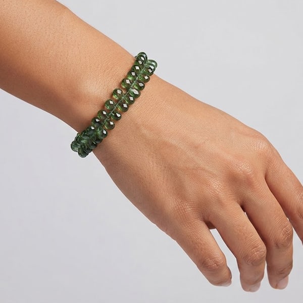 Natural Green Apatite 79.65 Ct. Briolette Cut 6.5 x 4.1 Mm. Beads Length 8 Inch (1 of 3)